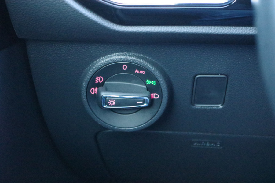 Seat Ateca 1.5 TSI 150 PK Automaat Xcellence Business Intense, Panoramadk, LED, 360 Camera,