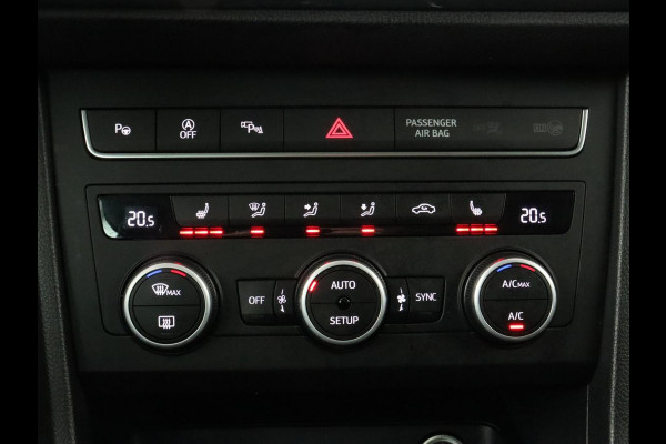 Seat Ateca 2.0 TDI FR Intens | Leder/Alcantara | Stoelverwarming | 360 Camera | Trekhaak | BeatsAudio | Adaptive cruise | Virtual Cockpit | Carplay | Navigatie | Full LED