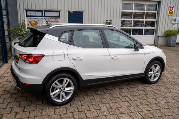 Seat Arona 1.0 TSI FR Business Intense Plus|Prijs incl. 12 mnd garantie|PDC Carplay Camera DAB Stoelverwarming Navigatie Bluetooth