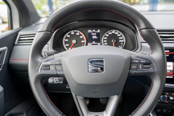 Seat Arona 1.0 TSI FR Business Intense Plus|Prijs incl. 12 mnd garantie|PDC Carplay Camera DAB Stoelverwarming Navigatie Bluetooth