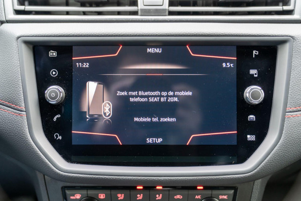 Seat Arona 1.0 TSI FR Business Intense Plus|Prijs incl. 12 mnd garantie|PDC Carplay Camera DAB Stoelverwarming Navigatie Bluetooth