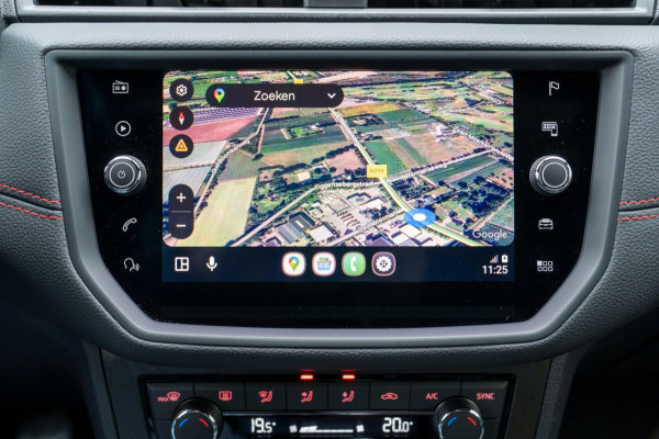 Seat Arona 1.0 TSI FR Business Intense Plus|Prijs incl. 12 mnd garantie|PDC Carplay Camera DAB Stoelverwarming Navigatie Bluetooth