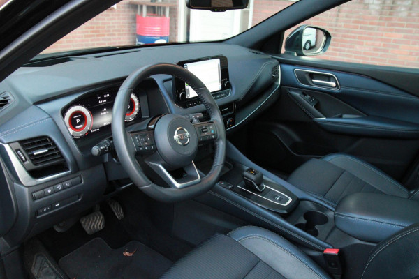 Nissan QASHQAI 1.3 MHEV Xtronic Business Premium AUTOMAAT / Panorama dak / Camera