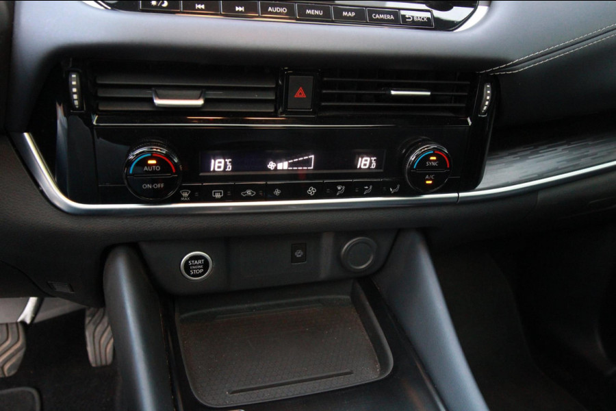 Nissan QASHQAI 1.3 MHEV Xtronic Business Premium AUTOMAAT / Panorama dak / Camera