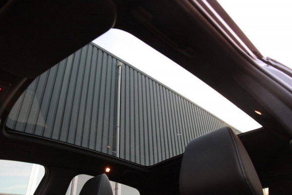 Nissan QASHQAI 1.3 MHEV Xtronic Business Premium AUTOMAAT / Panorama dak / Camera