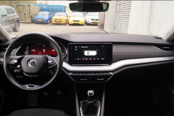 Škoda Octavia Combi 1.0 TSI 110pk Business Edition Plus -NAVI-DIGI-ECC-