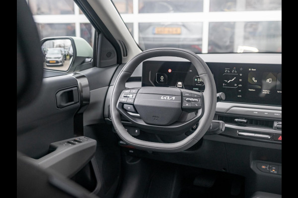 Kia EV3 Air 58.3 kWh | Uit voorraad leverbaar | Navi | 17" | Adapt. Cruise | Clima | PDC | Dakrails |