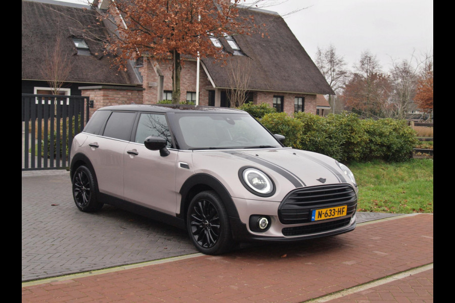 MINI Clubman 1.5 Cooper Business Edition | Rooftop Grey | Camera | Head-Up Display | Apple Camera | Automaat |