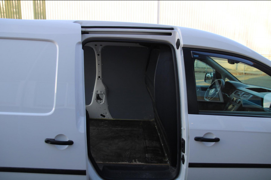 Volkswagen Caddy 2.0 TDI L2H1 Maxi Comfortline / Trekhaak / Cruise / Navi app connect