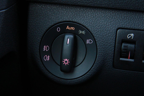 Volkswagen Caddy 2.0 TDI L2H1 Maxi Comfortline / Trekhaak / Cruise / Navi app connect