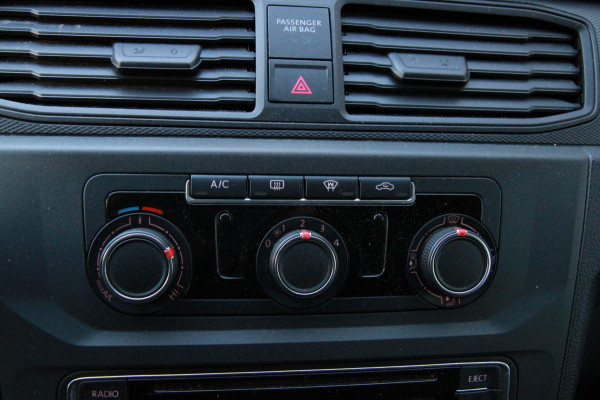 Volkswagen Caddy 2.0 TDI L2H1 Maxi Comfortline / Trekhaak / Cruise / Navi app connect