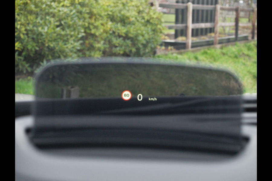 MINI Clubman 1.5 Cooper Business Edition | Rooftop Grey | Camera | Head-Up Display | Apple Camera | Automaat |