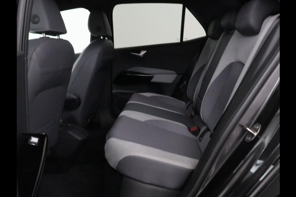 Volkswagen ID.3 First Plus 58 kWh | Stoelverwarming | Adaptive cruise | Matrix LED | Camera | Carplay | Sfeerverlichting | Navigatie | Keyless | Stuurverwarming