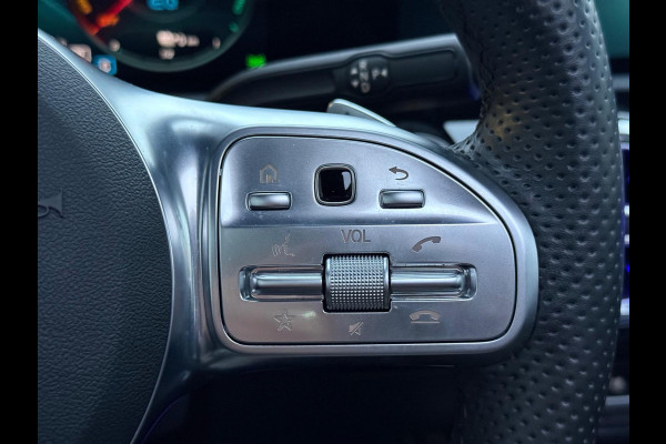 Mercedes-Benz A-Klasse 250 e AMG Line | Pano | Sfeer | Cruise