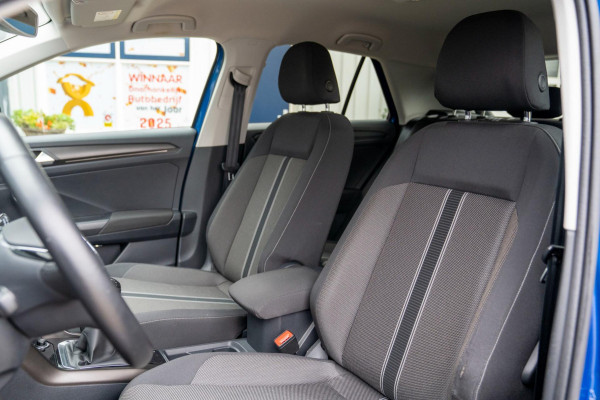 Volkswagen T-Roc 1.0 TSI Style |Prijs rijklaar incl 12 mnd garantie|Navi Winterpakket Clima Lane-front assist