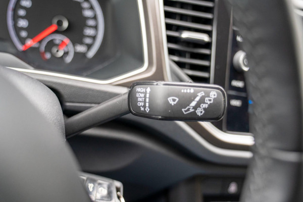 Volkswagen T-Roc 1.0 TSI Style |Prijs rijklaar incl 12 mnd garantie|Navi Winterpakket Clima Lane-front assist