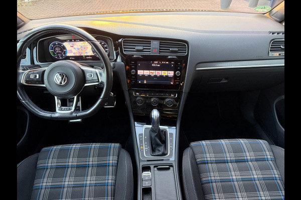 Volkswagen Golf 1.4 TSI PHEV GTE | Virtual | ACC | Camera