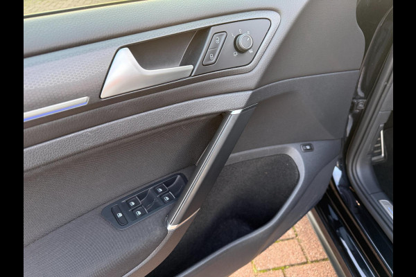 Volkswagen Golf 1.4 TSI PHEV GTE | Virtual | ACC | Camera