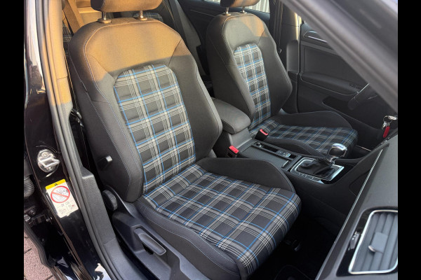 Volkswagen Golf 1.4 TSI PHEV GTE | Virtual | ACC | Camera