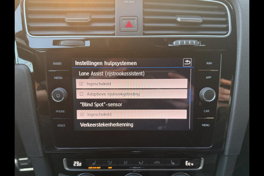 Volkswagen Golf 1.4 TSI PHEV GTE | Virtual | ACC | Camera