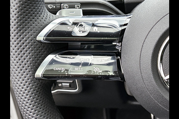 Mercedes-Benz GLA 250 e Business Solution AMG | AMG Line Plus pakket | Head-up Display | Memorypakket | Dodehoekassistent | Smartphone integratie | 360° camera | Augmented Reality navigatie | 20 inch AMG velgen |