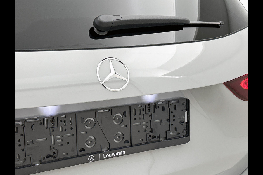 Mercedes-Benz GLA 250 e Business Solution AMG | AMG Line Plus pakket | Head-up Display | Memorypakket | Dodehoekassistent | Smartphone integratie | 360° camera | Augmented Reality navigatie | 20 inch AMG velgen |