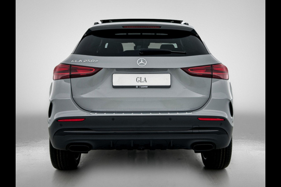 Mercedes-Benz GLA 250 e Business Solution AMG | AMG Line Plus pakket | Head-up Display | Memorypakket | Dodehoekassistent | Smartphone integratie | 360° camera | Augmented Reality navigatie | 20 inch AMG velgen |