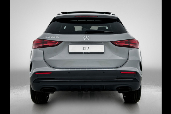 Mercedes-Benz GLA 250 e Business Solution AMG | AMG Line Plus pakket | Head-up Display | Memorypakket | Dodehoekassistent | Smartphone integratie | 360° camera | Augmented Reality navigatie | 20 inch AMG velgen |