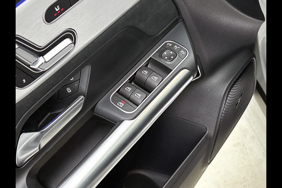 Mercedes-Benz GLA 250 e Business Solution AMG | AMG Line Plus pakket | Head-up Display | Memorypakket | Dodehoekassistent | Smartphone integratie | 360° camera | Augmented Reality navigatie | 20 inch AMG velgen |