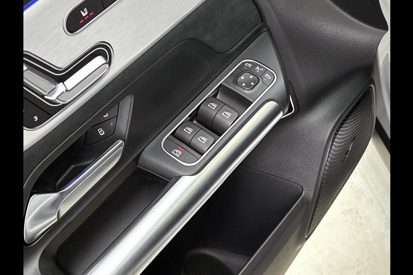 Mercedes-Benz GLA 250 e Business Solution AMG | AMG Line Plus pakket | Head-up Display | Memorypakket | Dodehoekassistent | Smartphone integratie | 360° camera | Augmented Reality navigatie | 20 inch AMG velgen |