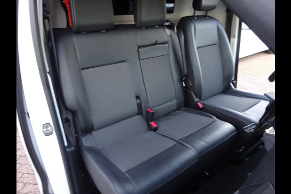 Opel Vivaro-e L2H1 75 kWh 100 % Elektrisch S.O.H. 85% AIRCO NAVIGATIE 3 PERSOONS