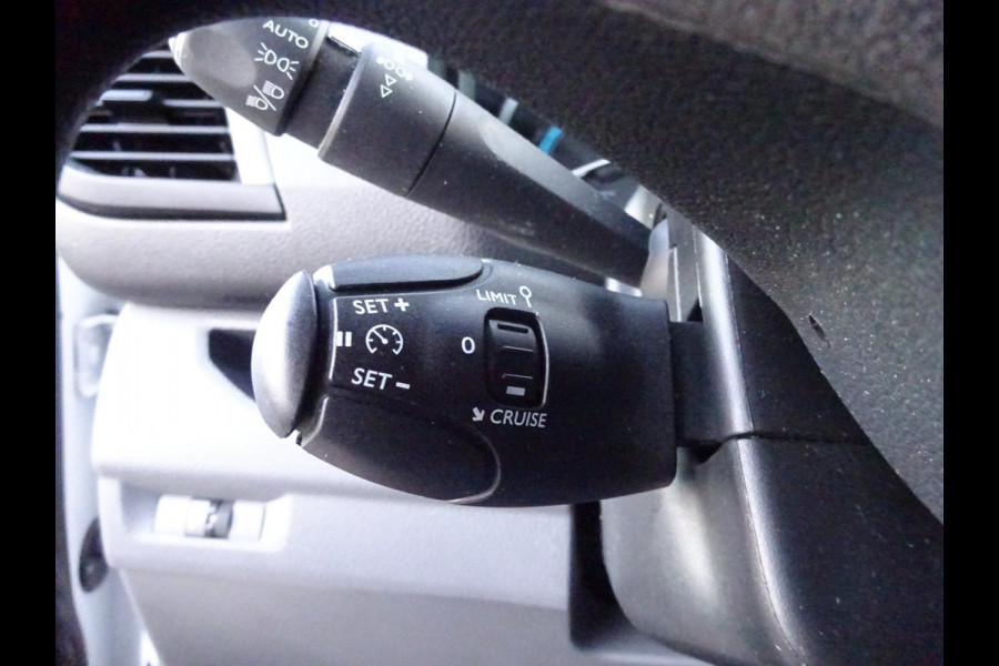 Opel Vivaro-e L2H1 75 kWh 100 % Elektrisch S.O.H. 85% AIRCO NAVIGATIE 3 PERSOONS