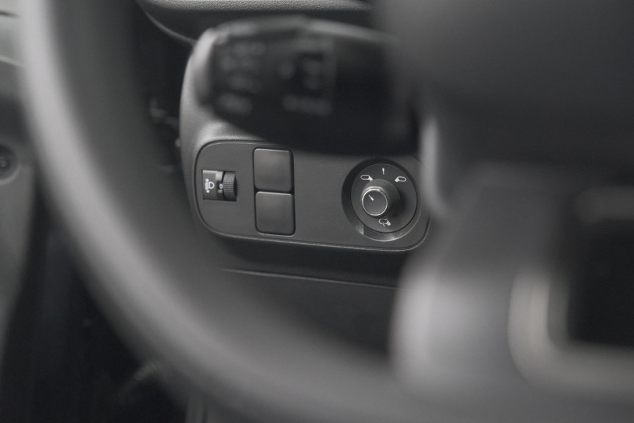 Citroën C3 PureTech 110 EAT6 Max | Apple Carplay | Parkeersensoren | Climate Control | 16 Inch Lichtmetalen Velgen