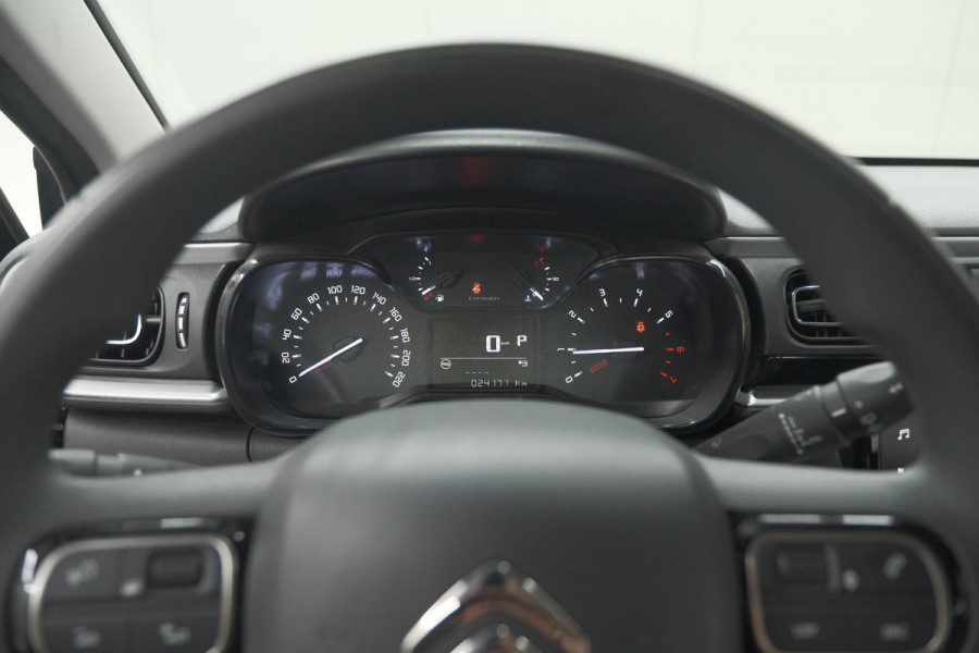 Citroën C3 PureTech 110 EAT6 Max | Apple Carplay | Parkeersensoren | Climate Control | 16 Inch Lichtmetalen Velgen