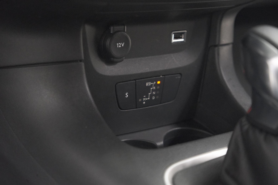 Citroën C3 PureTech 110 EAT6 Max | Apple Carplay | Parkeersensoren | Climate Control | 16 Inch Lichtmetalen Velgen