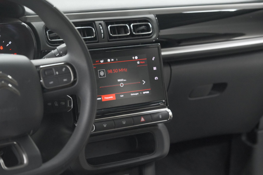 Citroën C3 PureTech 110 EAT6 Max | Apple Carplay | Parkeersensoren | Climate Control | 16 Inch Lichtmetalen Velgen