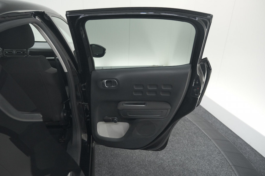 Citroën C3 PureTech 110 EAT6 Max | Apple Carplay | Parkeersensoren | Climate Control | 16 Inch Lichtmetalen Velgen