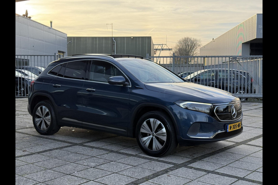 Mercedes-Benz EQA 250 Business Sol. Luxury 67 kWh | Panorama | Memory | Sfeer Verlichting | 360 Camera |