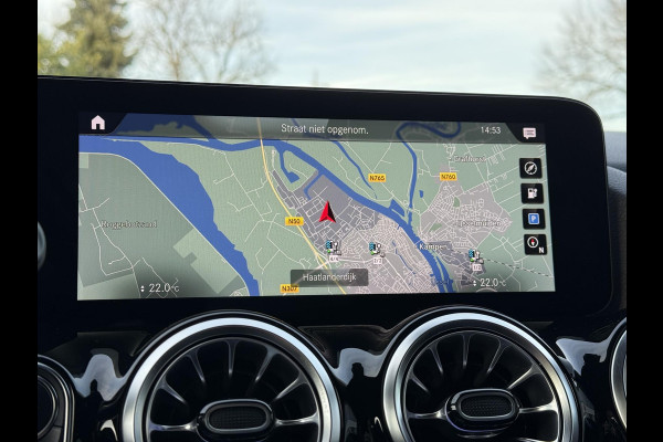 Mercedes-Benz EQA 250 Business Sol. Luxury 67 kWh | Panorama | Memory | Sfeer Verlichting | 360 Camera |