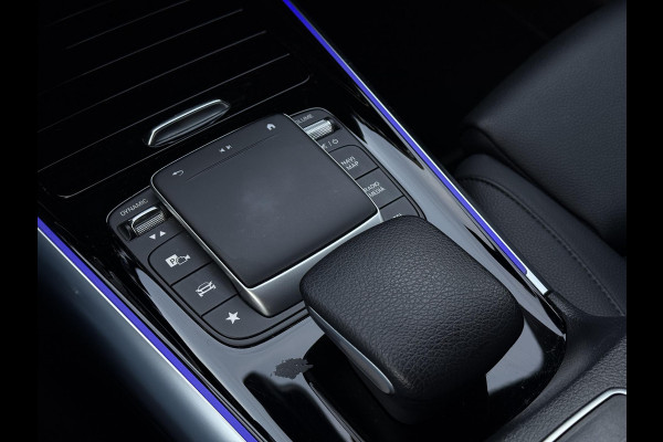 Mercedes-Benz EQA 250 Business Sol. Luxury 67 kWh | Panorama | Memory | Sfeer Verlichting | 360 Camera |