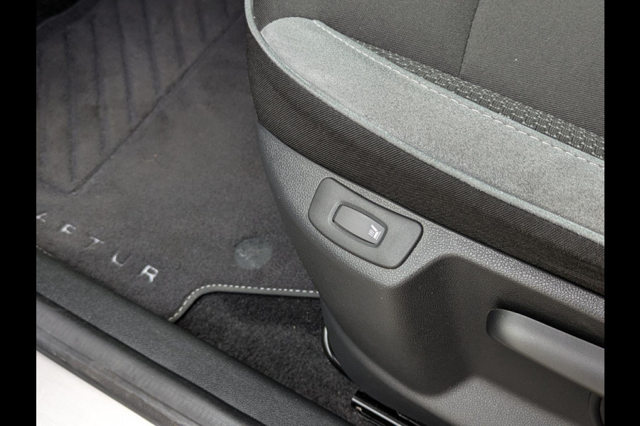 Renault Captur 1.2 TCe 120PK|Bose|Camera|Blindspot|Stoelverwarming|Climate-Control|Navi|Keyless-Entry/Go