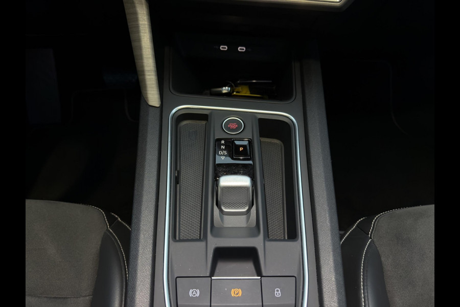 Seat Leon Sportstourer 1.4 TSI eHybrid PHEV FR XCELLENCE | Panoramadak | Camera | Sfeerverlichting | Geheugen |