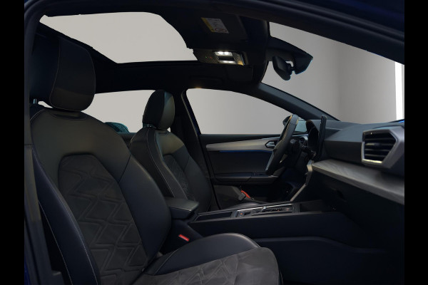 Seat Leon Sportstourer 1.4 TSI eHybrid PHEV FR XCELLENCE | Panoramadak | Camera | Sfeerverlichting | Geheugen |