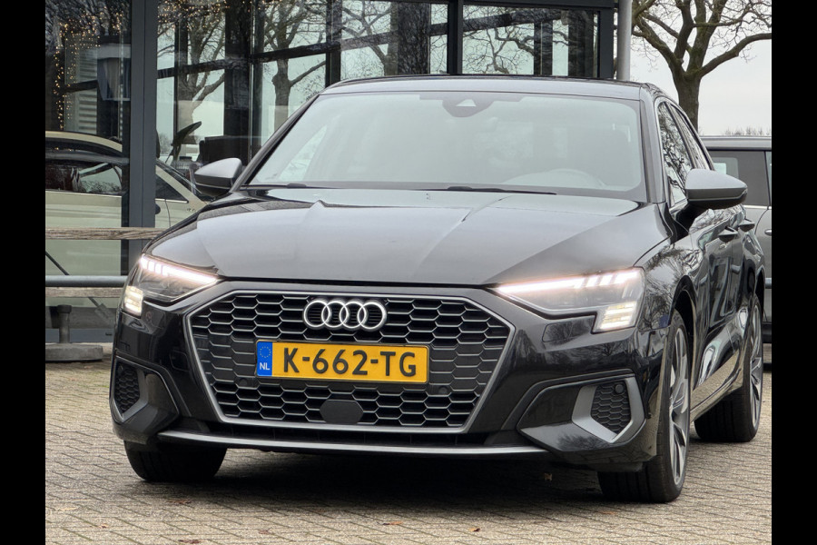 Audi A3 Sportback 30 TFSI edition one LED/Virtual/Sportstoelen/Clima/Navi/Cruise