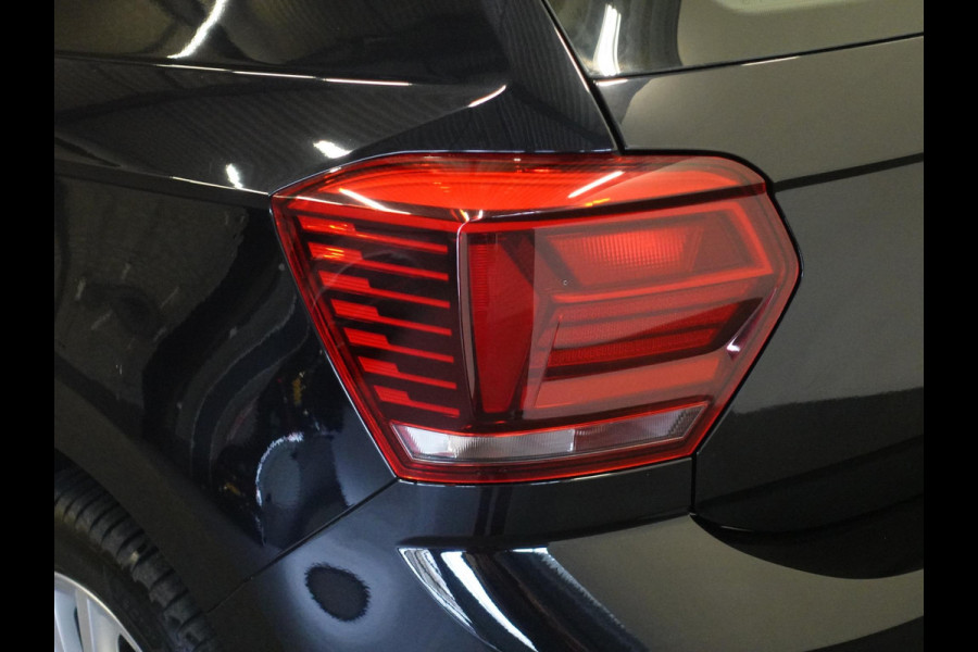 Volkswagen Polo 1.0 TSI Highline DSG-7 Aut. Executive 17" Velgen Navigatie Carplay Adaptive Cruise Control Airco Climatronic DAB+