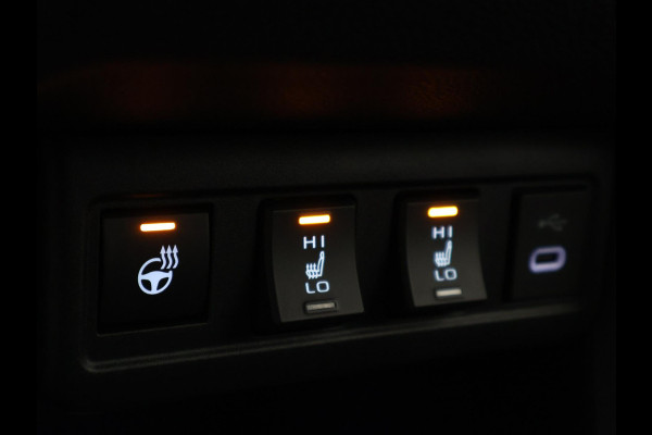 Toyota Corolla Cross Hybrid 140 Style | Stuur-/ & Stoelverwarming | Dodehoek detectie | Elektrische kofferbak | Parkeersensoren