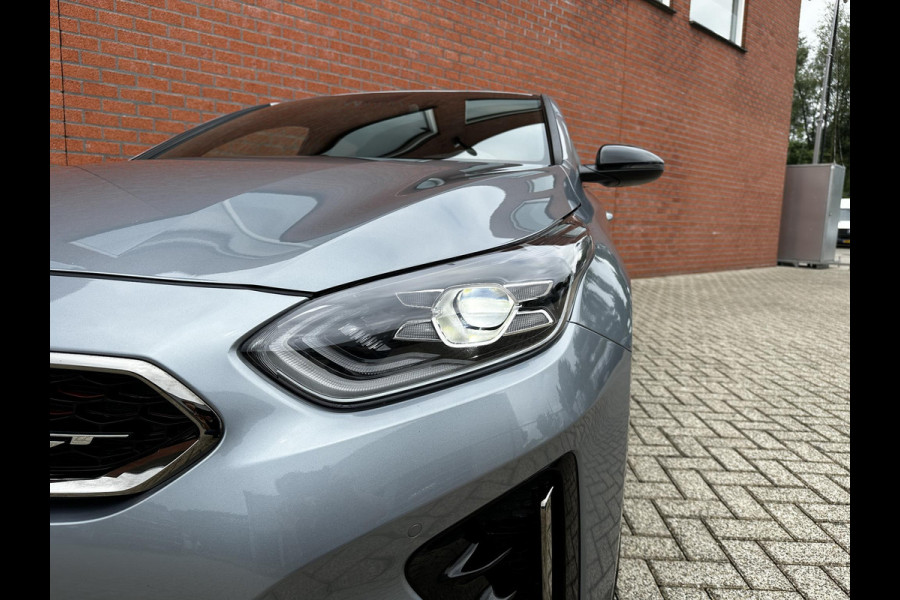 Kia ProCeed 1.6 T-GDi 204pk Automaat GT | Navigatie | Climate Control | Electrische bedienbare achterklep | Adaptive Cruise Control | Camera | Dab | Keyless start