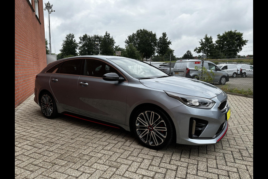 Kia ProCeed 1.6 T-GDi 204pk Automaat GT | Navigatie | Climate Control | Electrische bedienbare achterklep | Adaptive Cruise Control | Camera | Dab | Keyless start