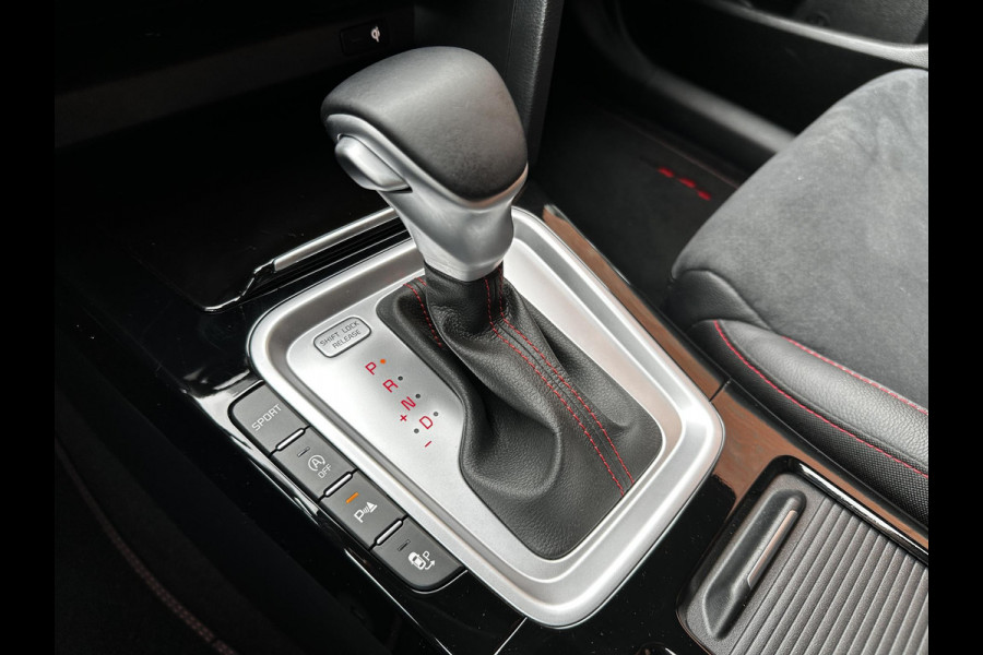 Kia ProCeed 1.6 T-GDi 204pk Automaat GT | Navigatie | Climate Control | Electrische bedienbare achterklep | Adaptive Cruise Control | Camera | Dab | Keyless start