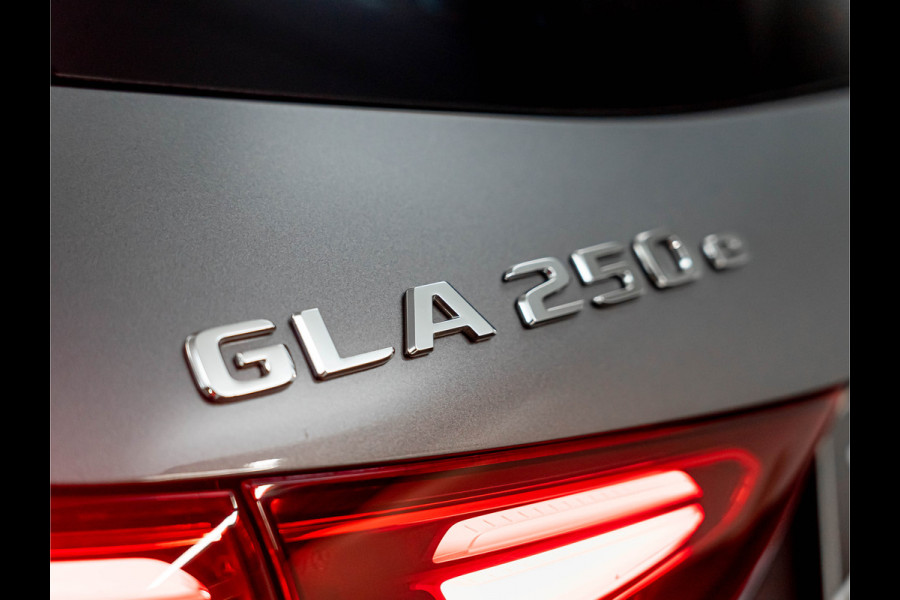 Mercedes-Benz GLA GLA 250 e AMG Line | NIGHT | Pano | Memory | HUD